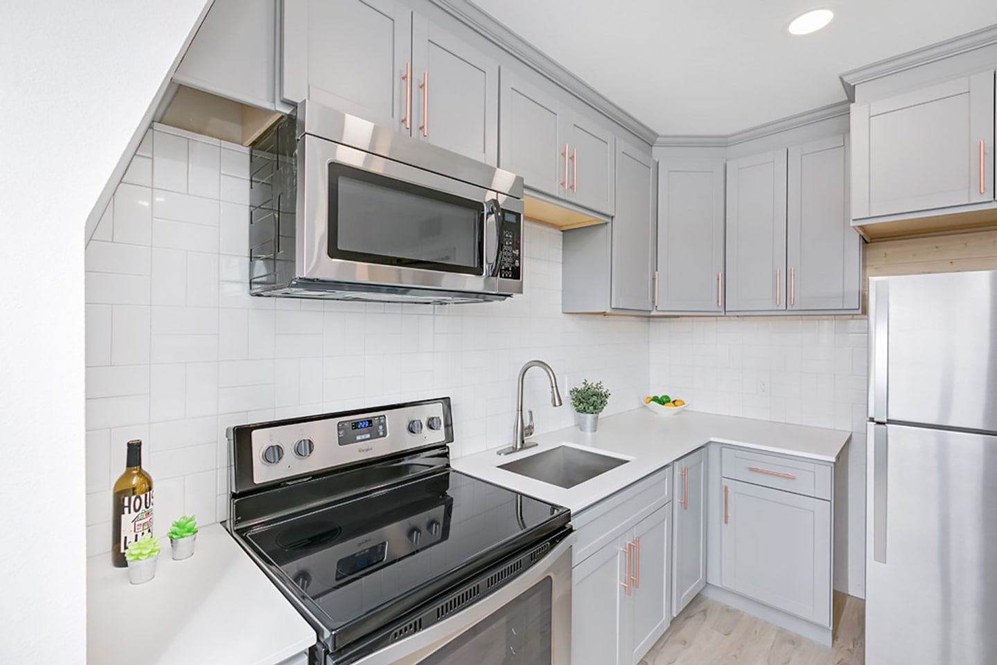 1314 Maple Image 23