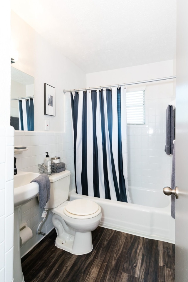 Myrtle Street Apartments Image 1