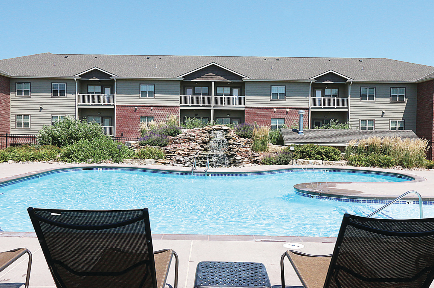 Lincoln Summit Falls Apartments & Townhomes Image 34