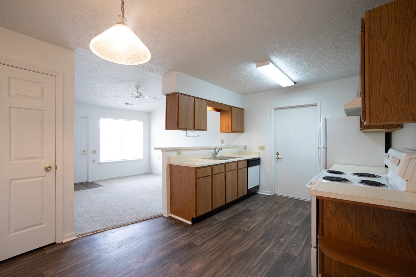 Shady Oak Village - Senior Living Apartments Image 13