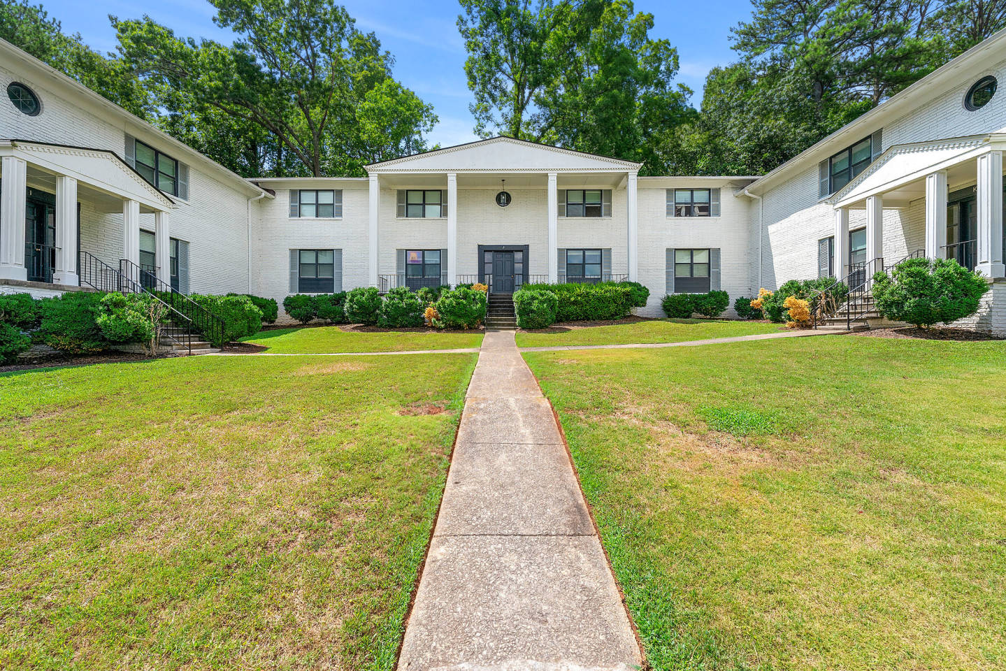 Georgian Oaks Apartments 2 Image 29