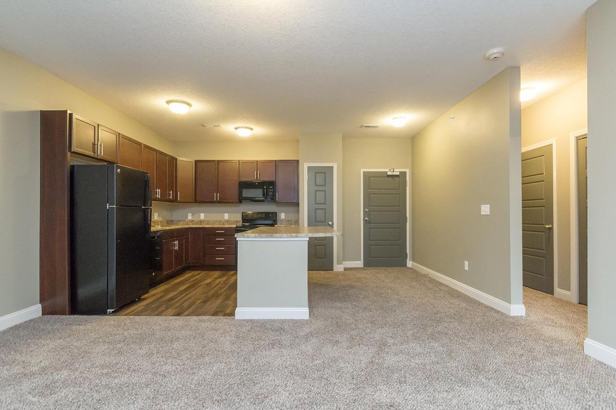 Summit at Sunnybrook Village Image 1