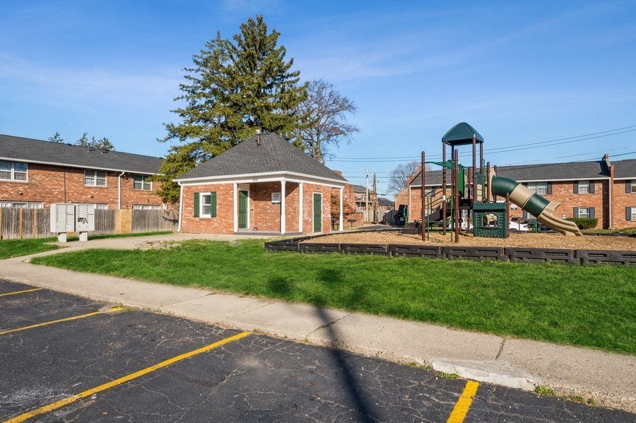 Arlington Village Image 17