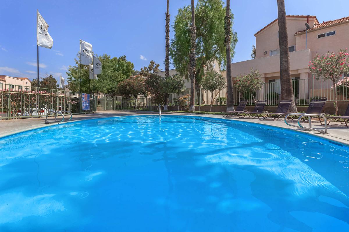 Riverpark apartment homes Image 3