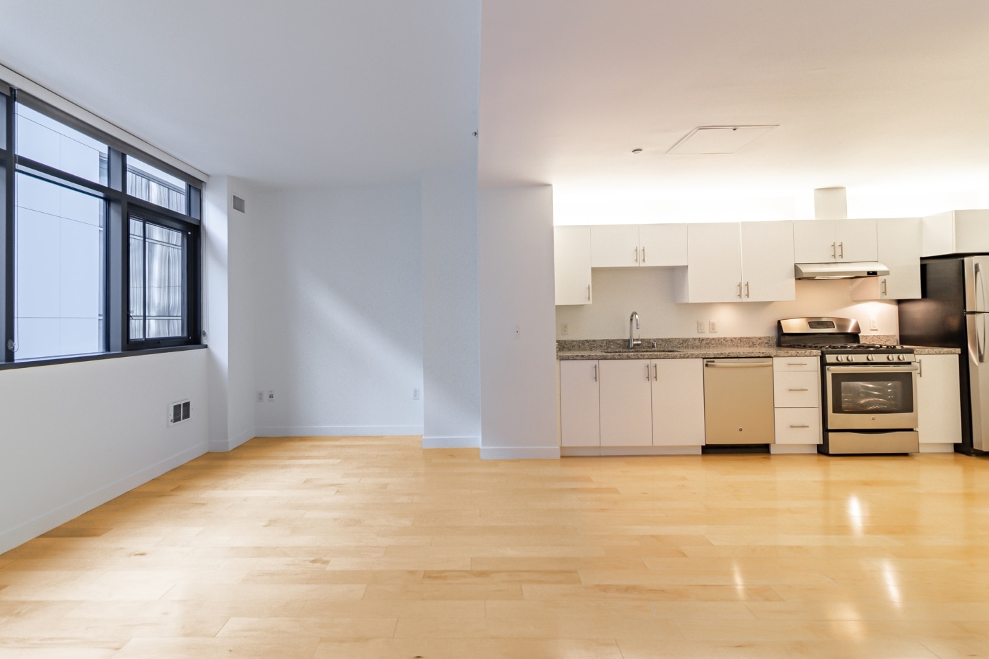 333 Fremont Image 14