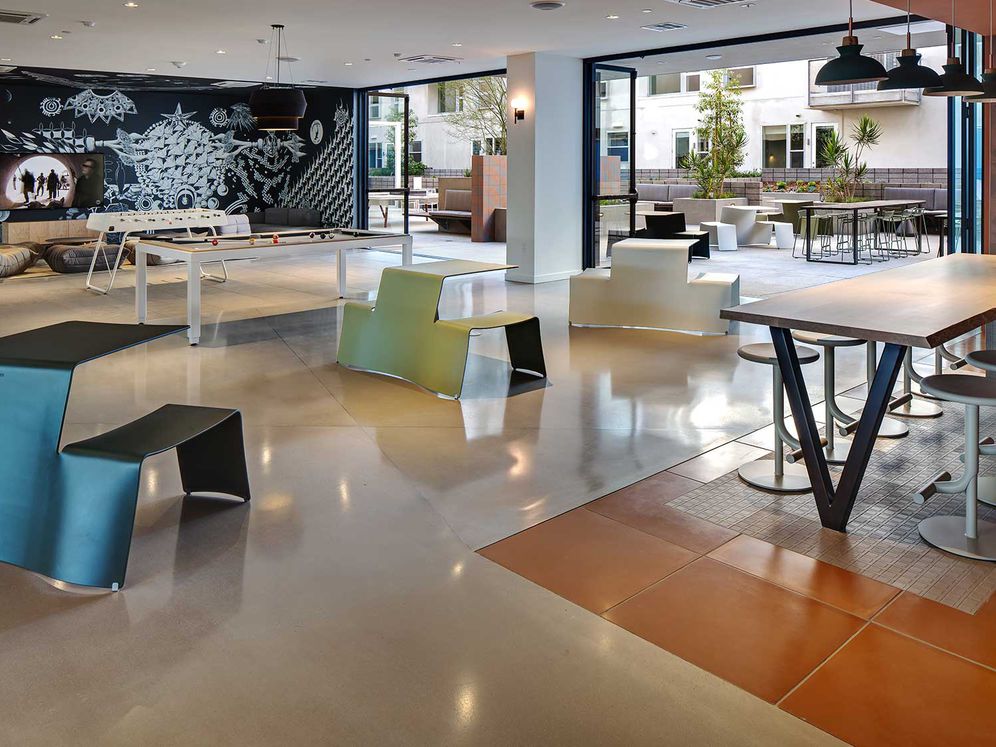 AVA Hollywood at La Pietra Place Image 20