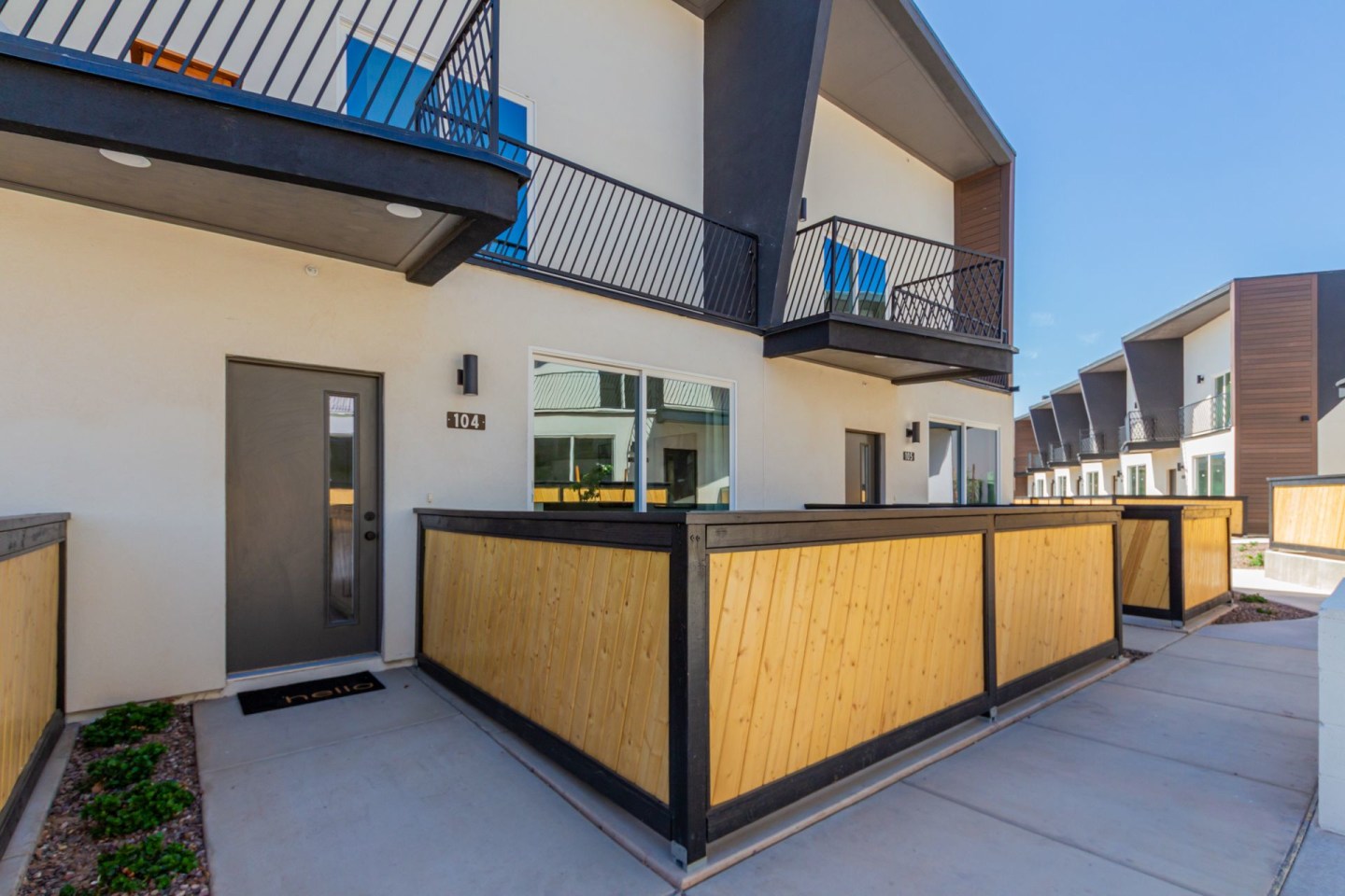 CJ Luxury Townhomes Image 42