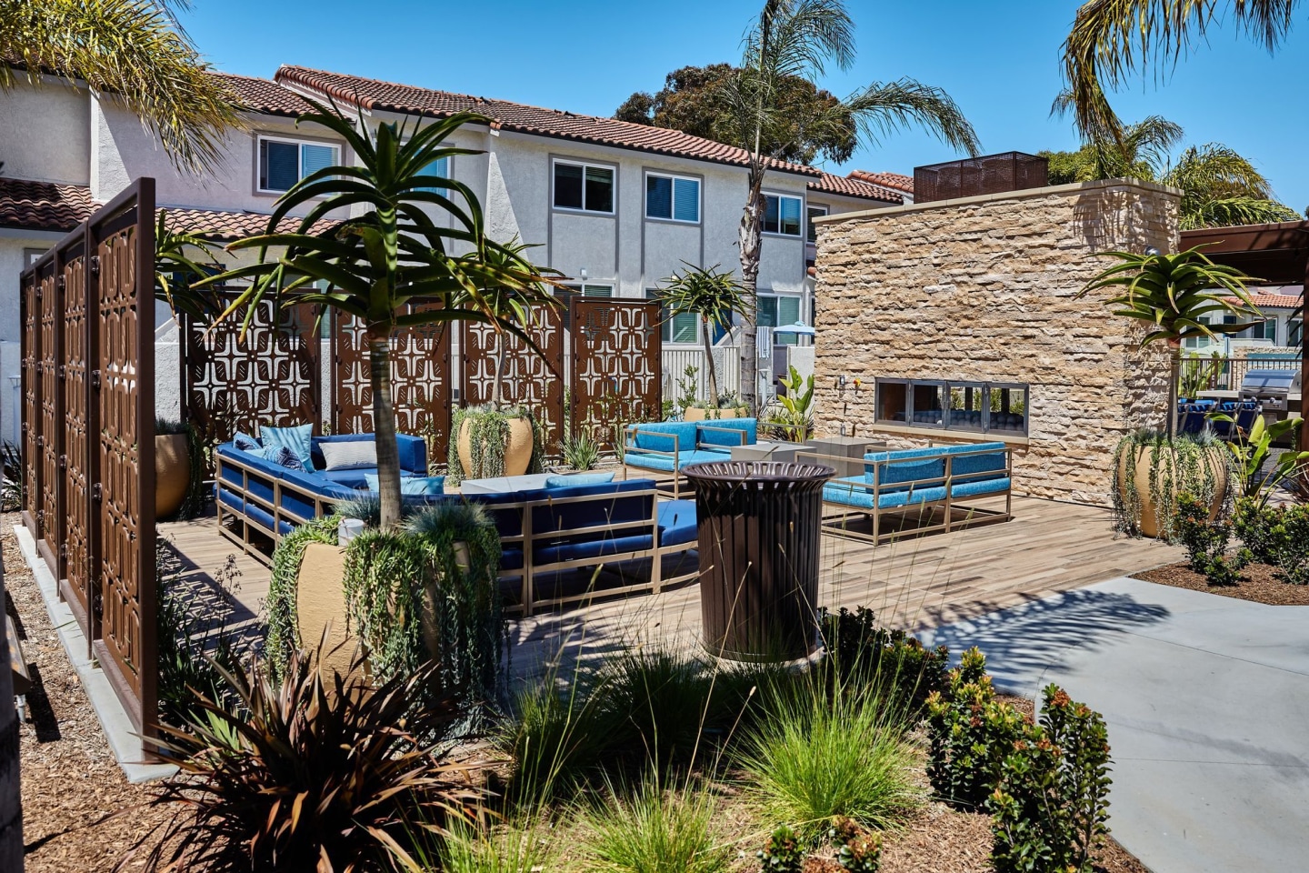 Surfside Villas Image 1