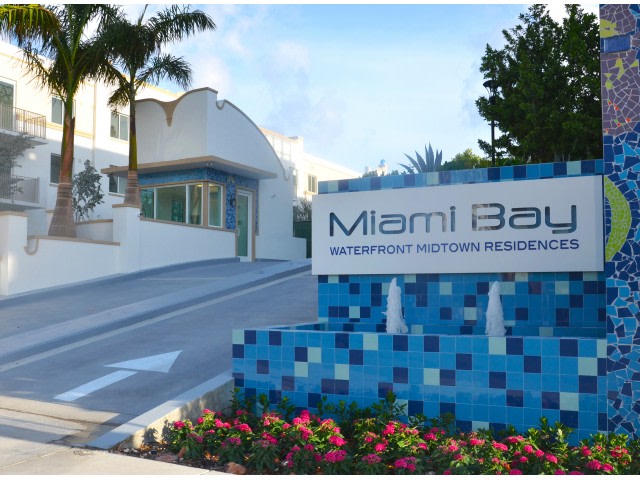 Miami Bay Waterfront Midtown Residences Image 2