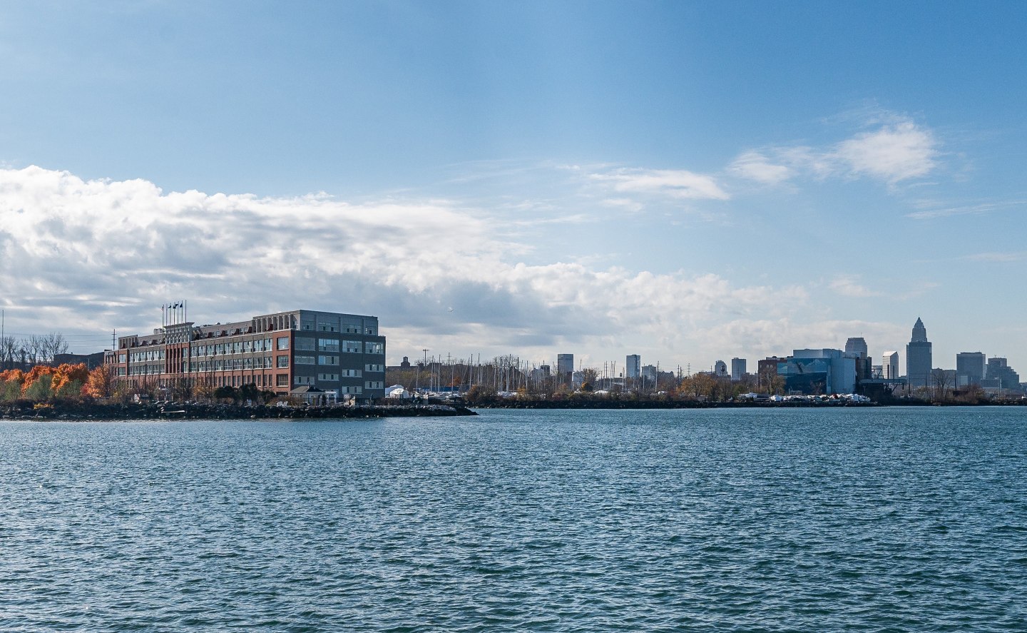 The Shoreline Apartments Image 31