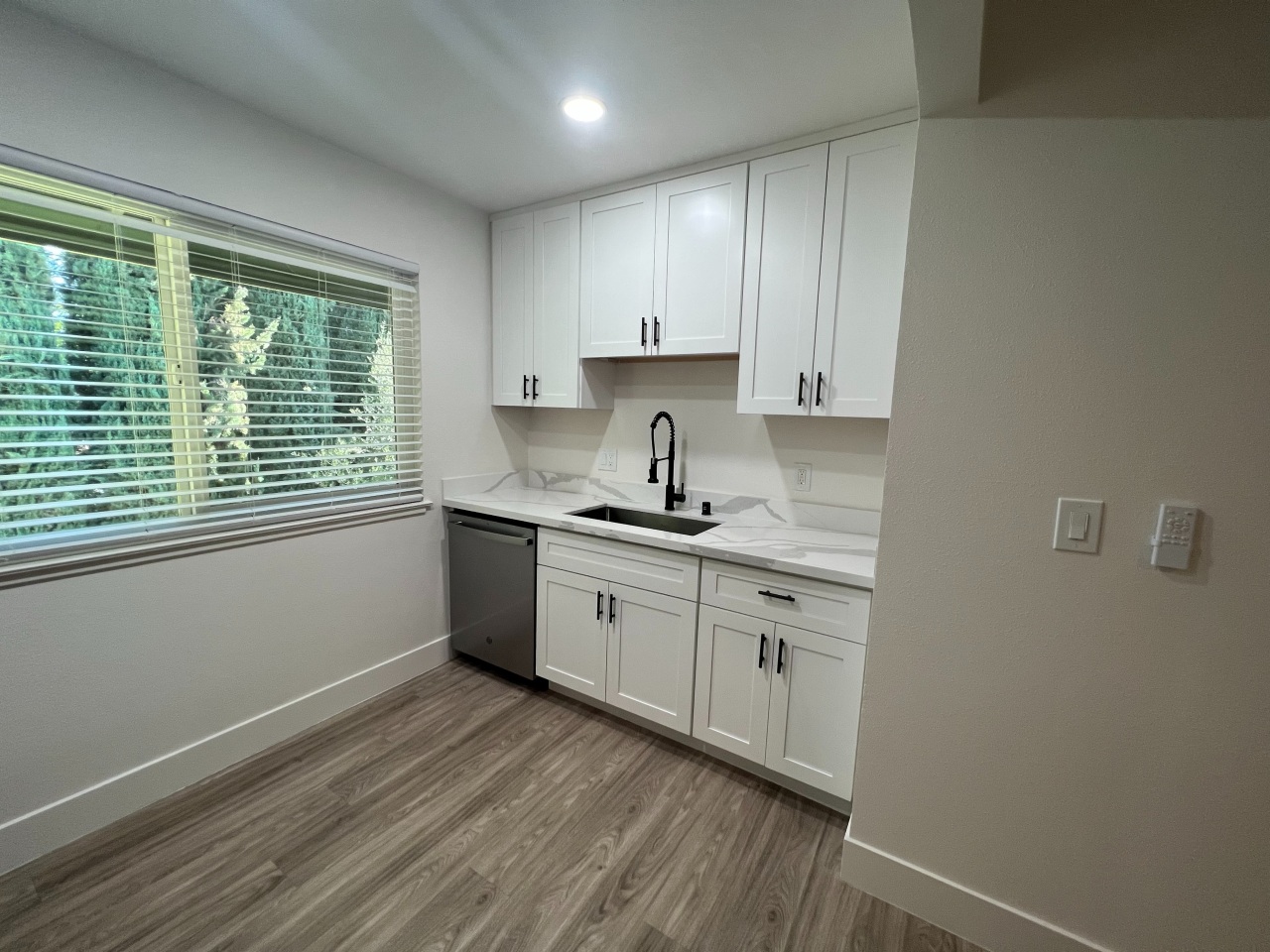 The Chloe Apartments Image 1