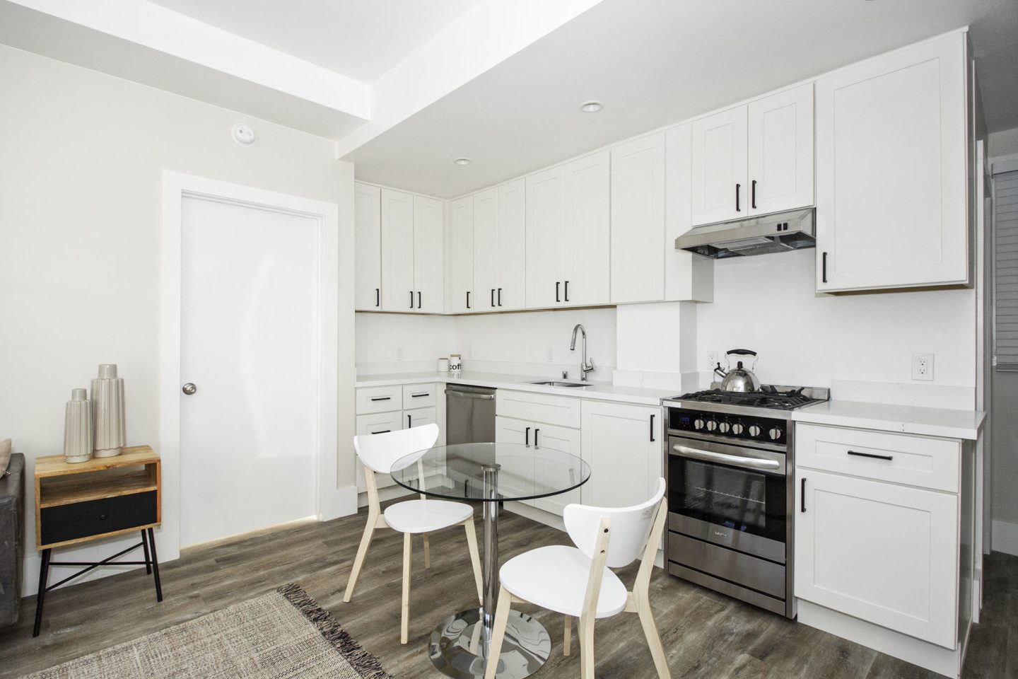 795 PINE Image 23