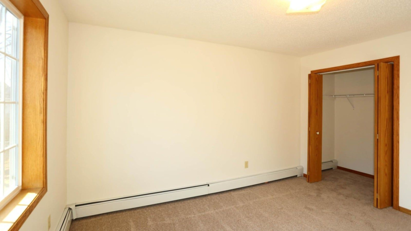 Mill Pond  Apartments Image 32
