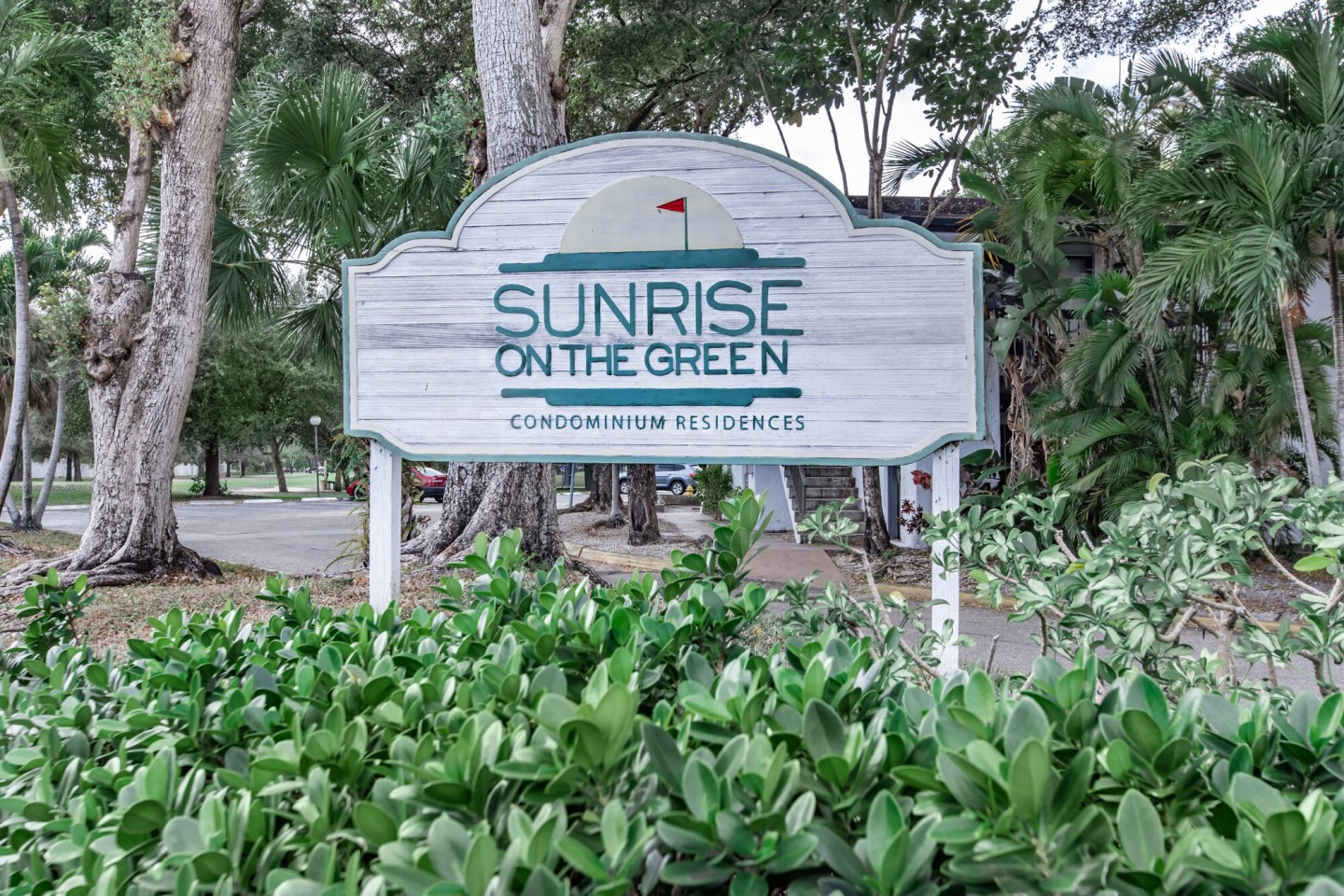 Sunrise on the Green Image 6