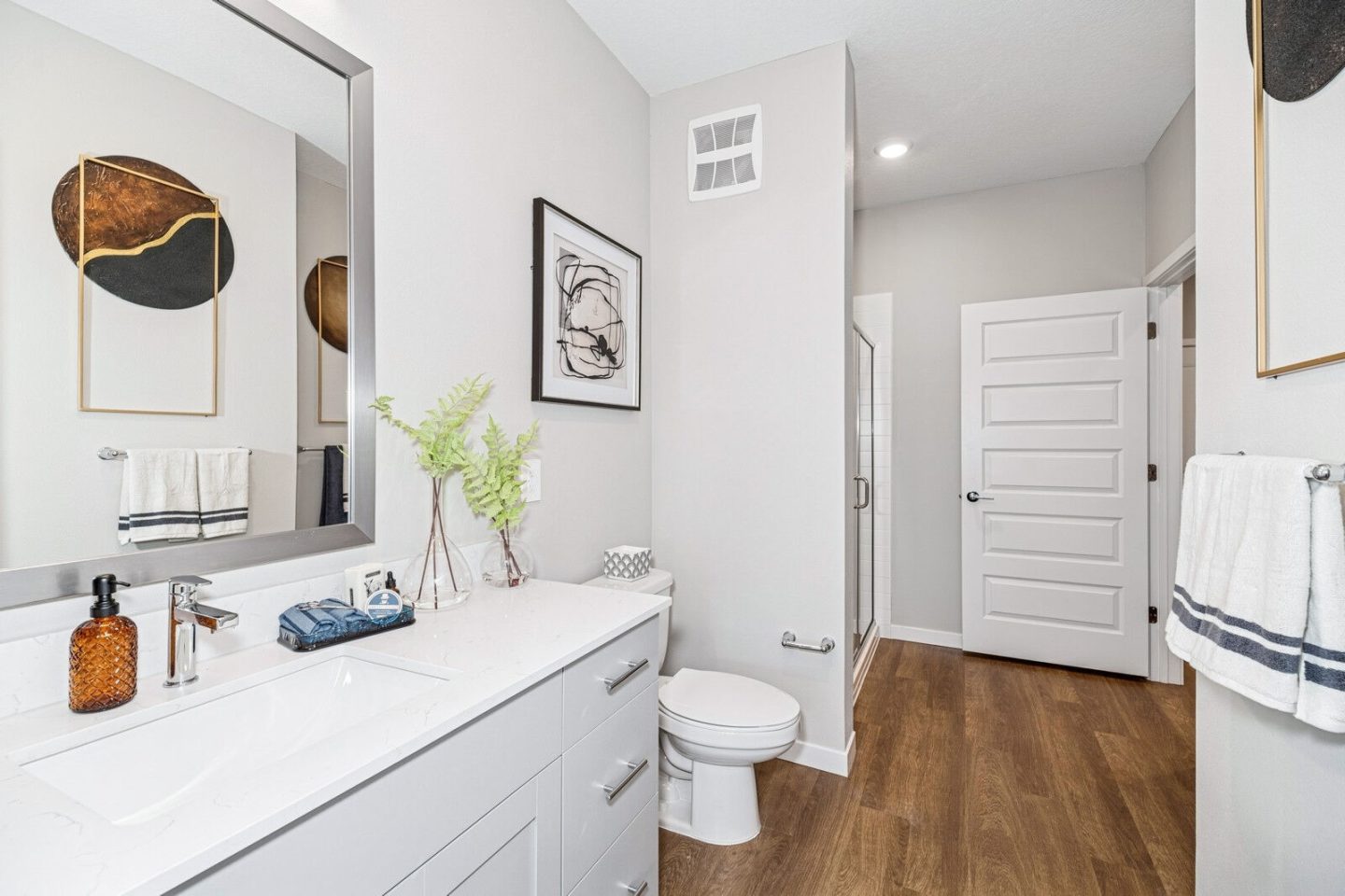 Ascend Nona West Image 20