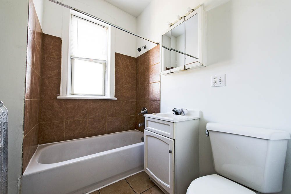 5236 W Harrison Image 8