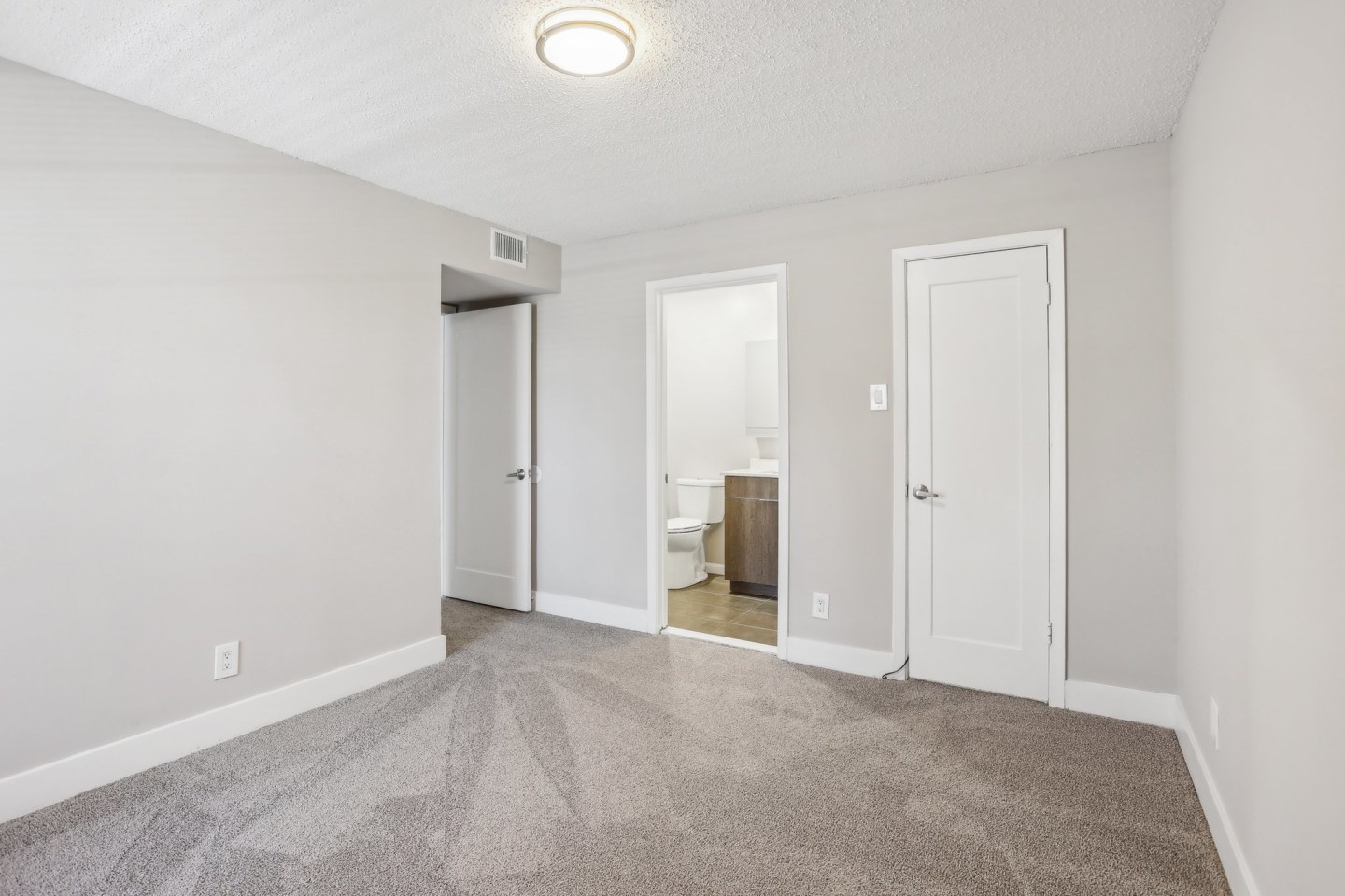 Lincoln Green Apartments Image 18