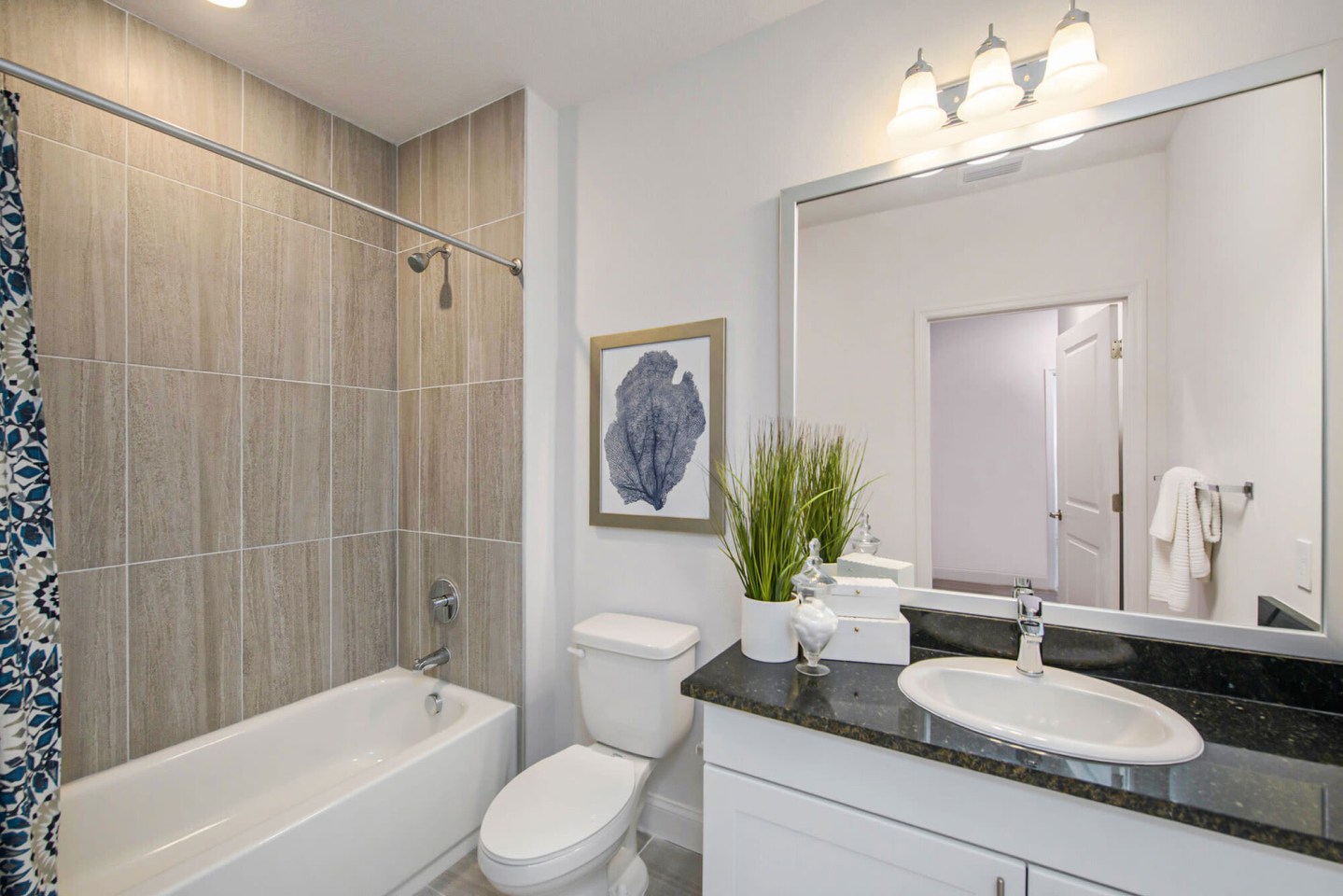 Grand Oak Apartments Image 3