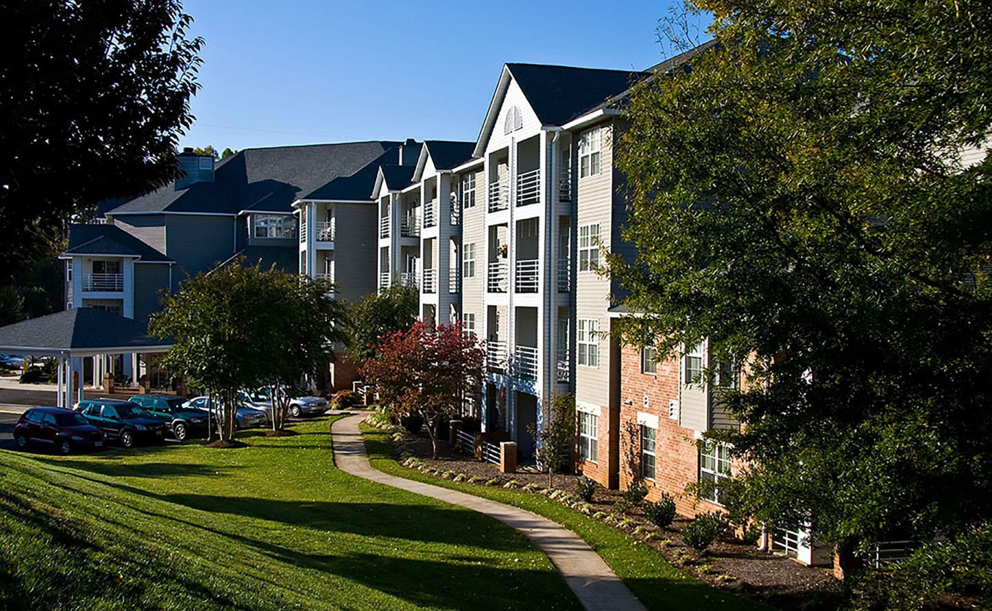 Kings Reserve Sterling 55+ Active Adult Apartment Homes Image 6