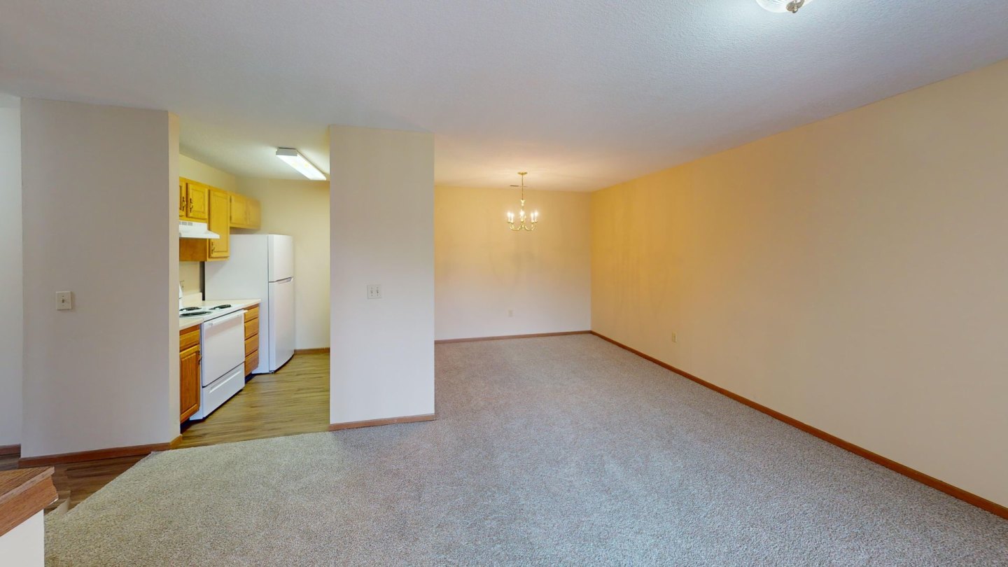 Duck Creek Apartments Image 2