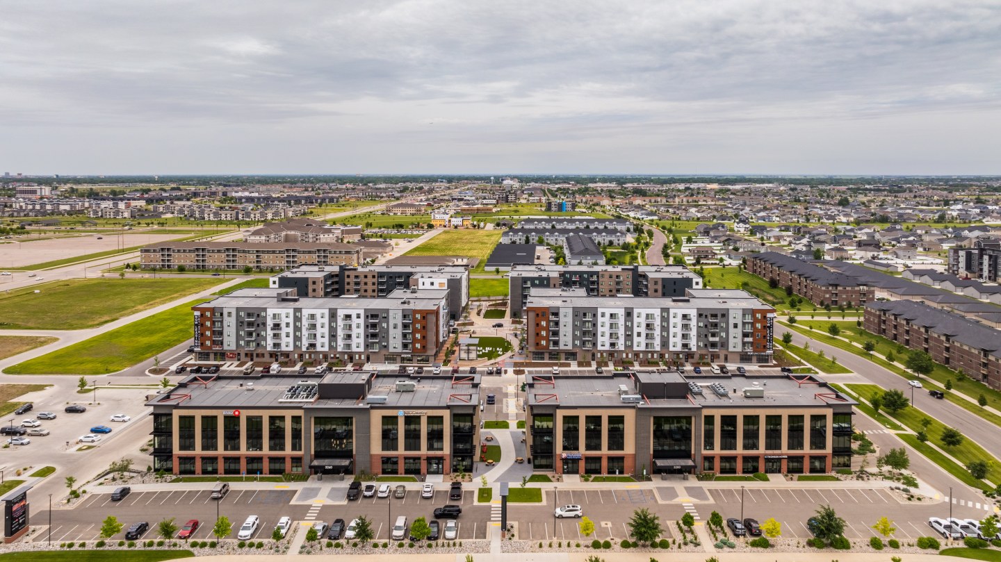 EagleRidge Plaza Image 2