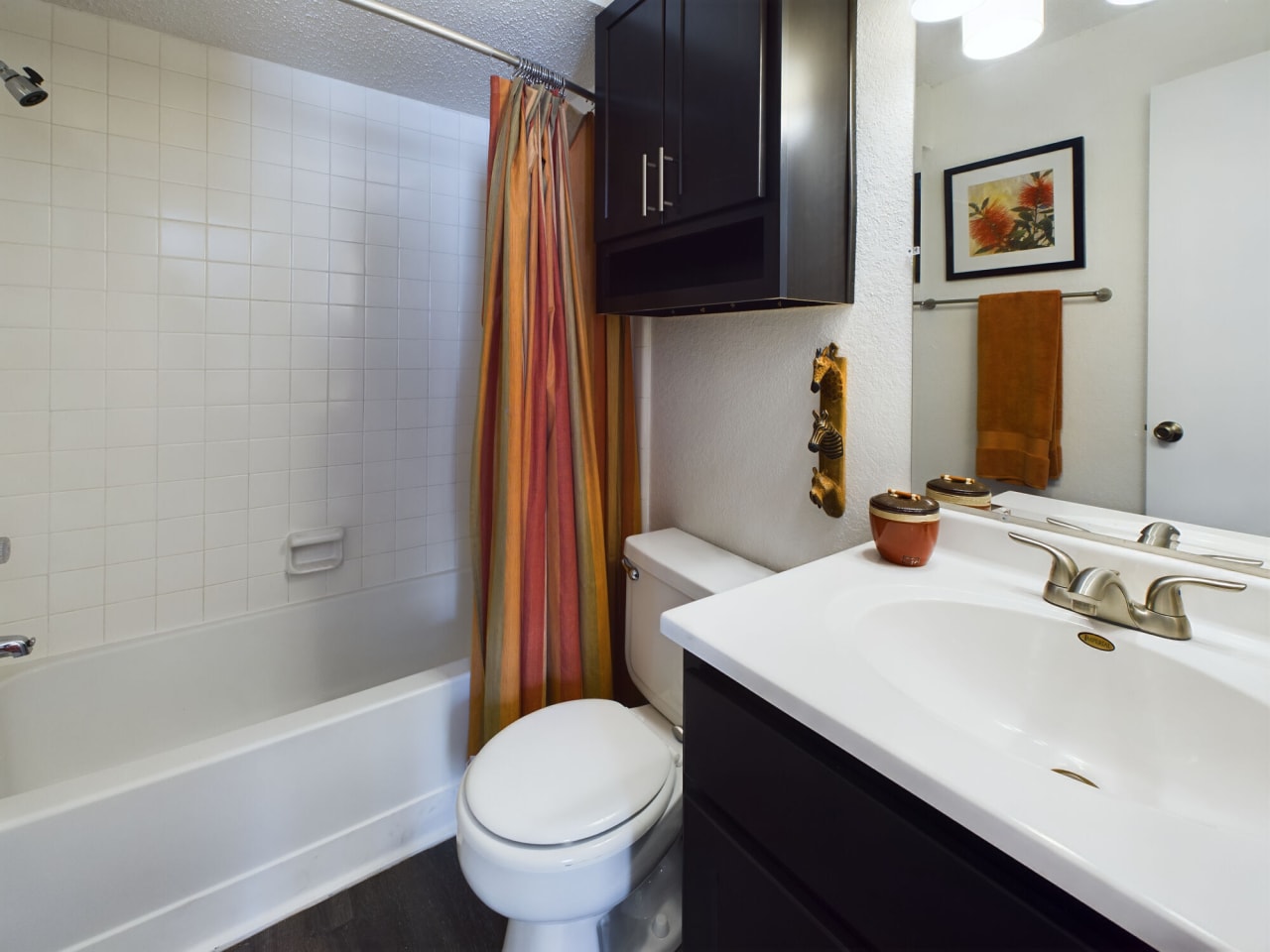 Raintree Apartments Image 11