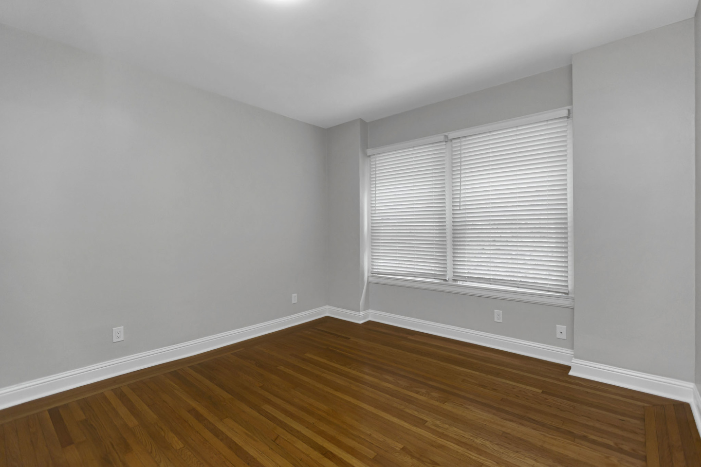 610 LEAVENWORTH Image 31
