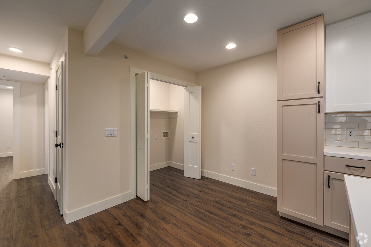 Highland Park Image 16