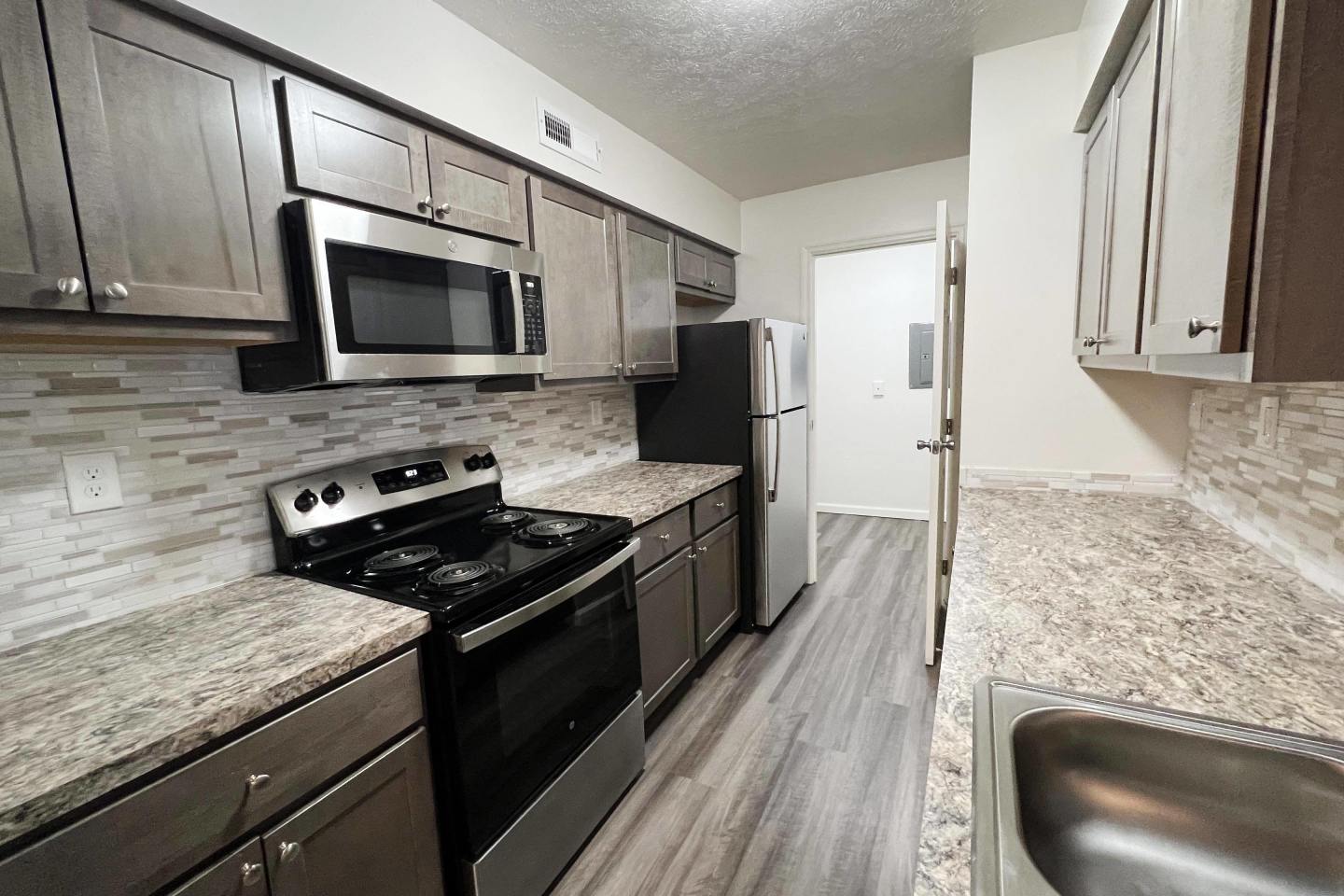 Deercross Apartments Image 70