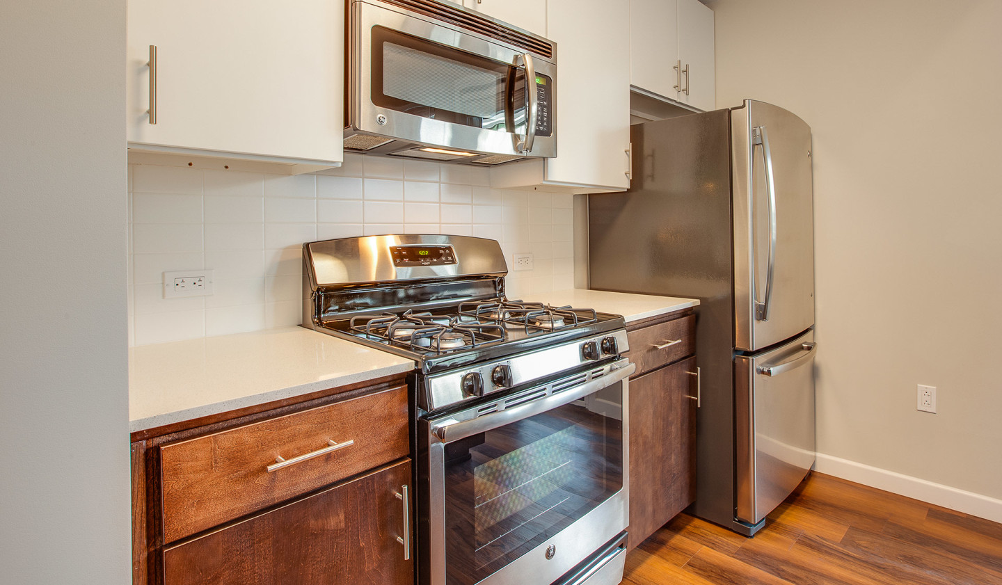 Lincoln Place Apartment Homes Image 8