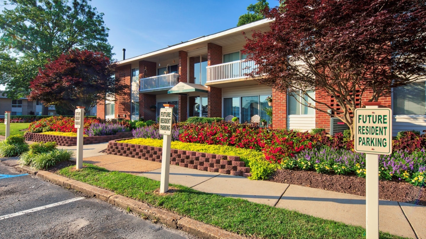 Pinewood Gardens Apartments Image 22