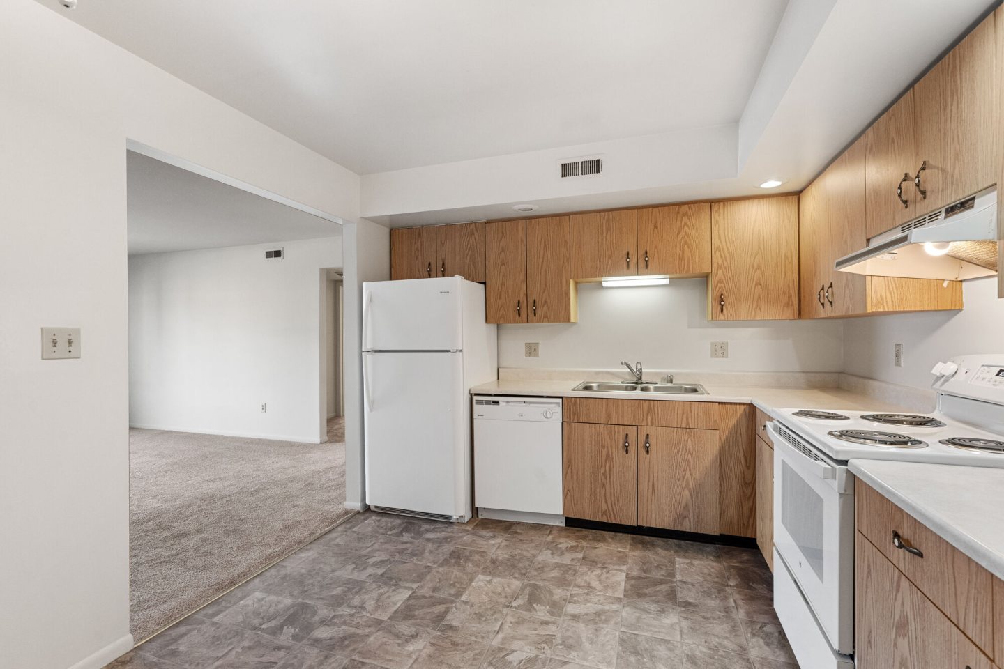 Geneva Street Apartments Image 4