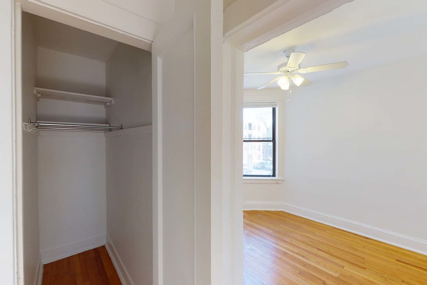 5457-5459 S. Blackstone Avenue Image 35