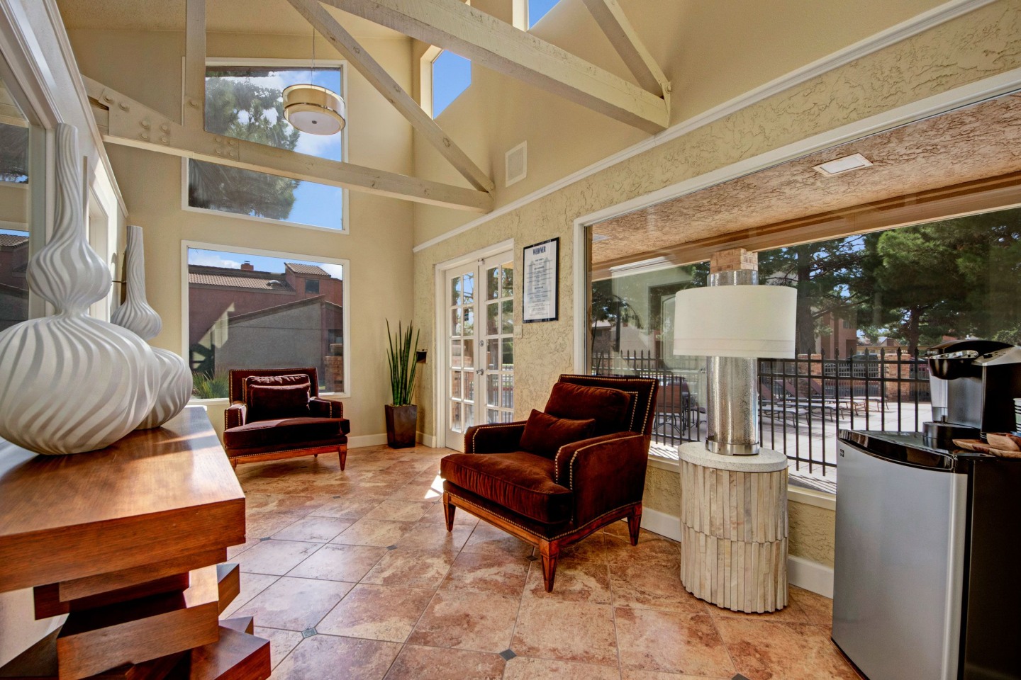 Las Colinas Image 9