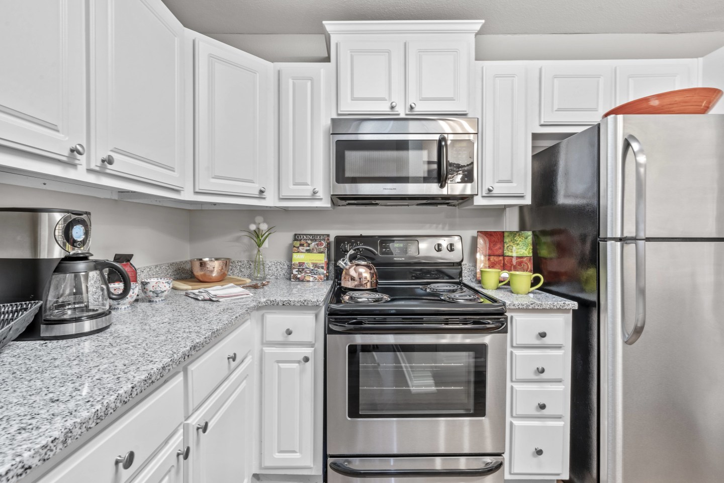 Regency Place Image 14