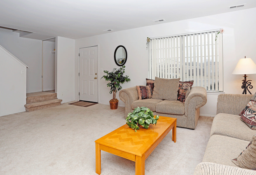 Farmbrooke Manor Apartments Image 12