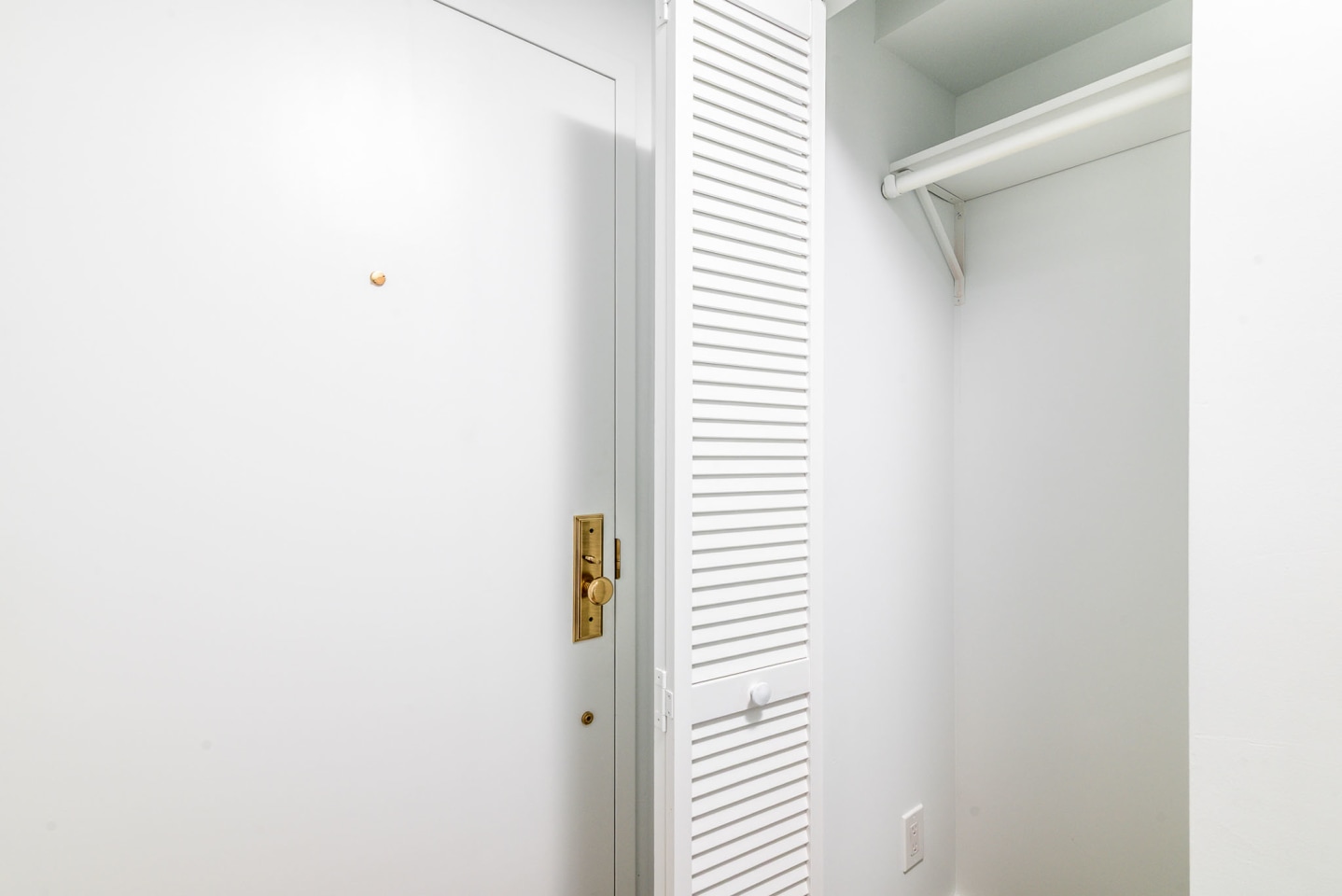 3201 23RD STREET Apartments Image 6