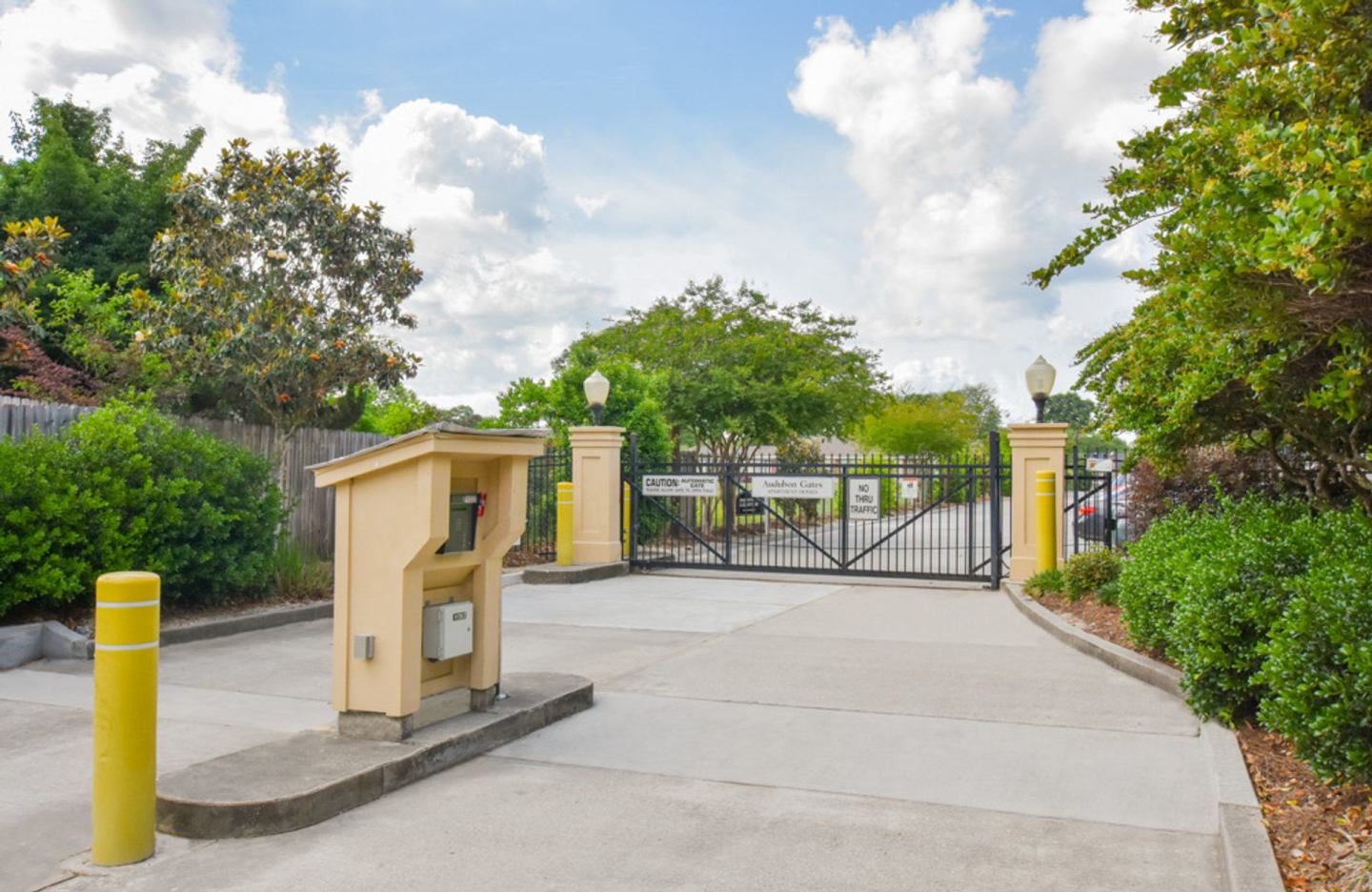 Audubon Gates Image 25