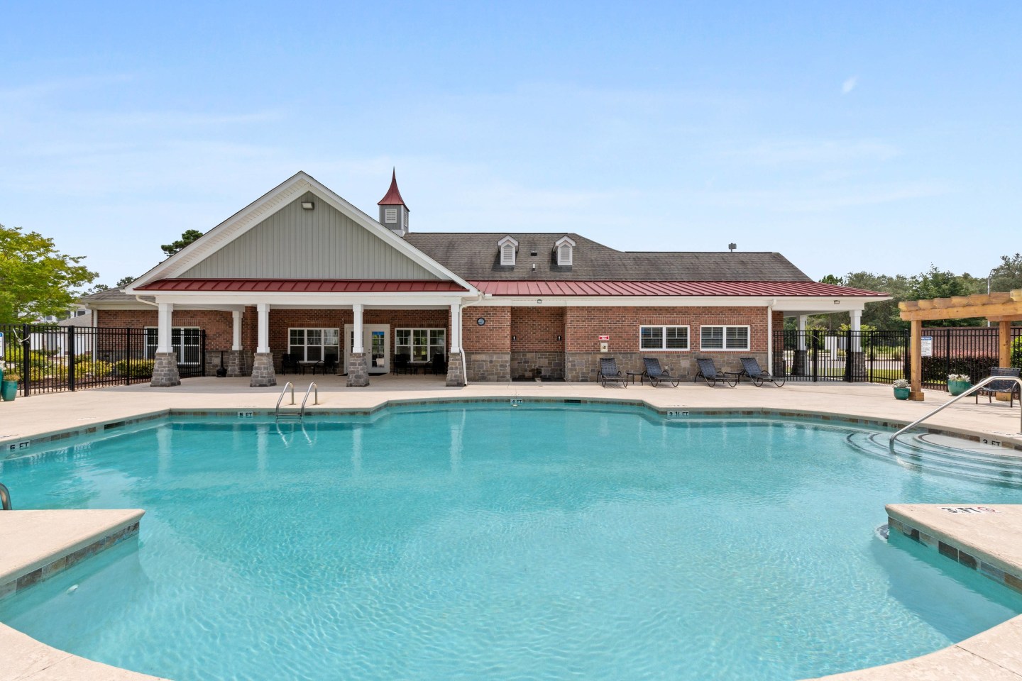 Tides at Calabash Apartments Image 14