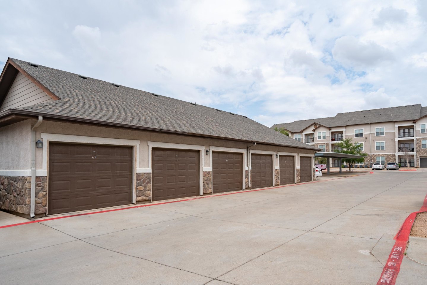 Tradewinds Apartments Image 15