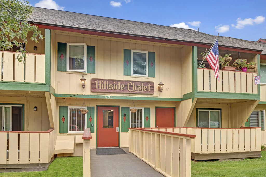 Hillside Chalet Apartment Homes Image 15