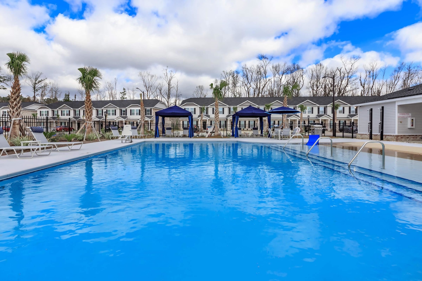 Rivermoor West Apartments Image 3
