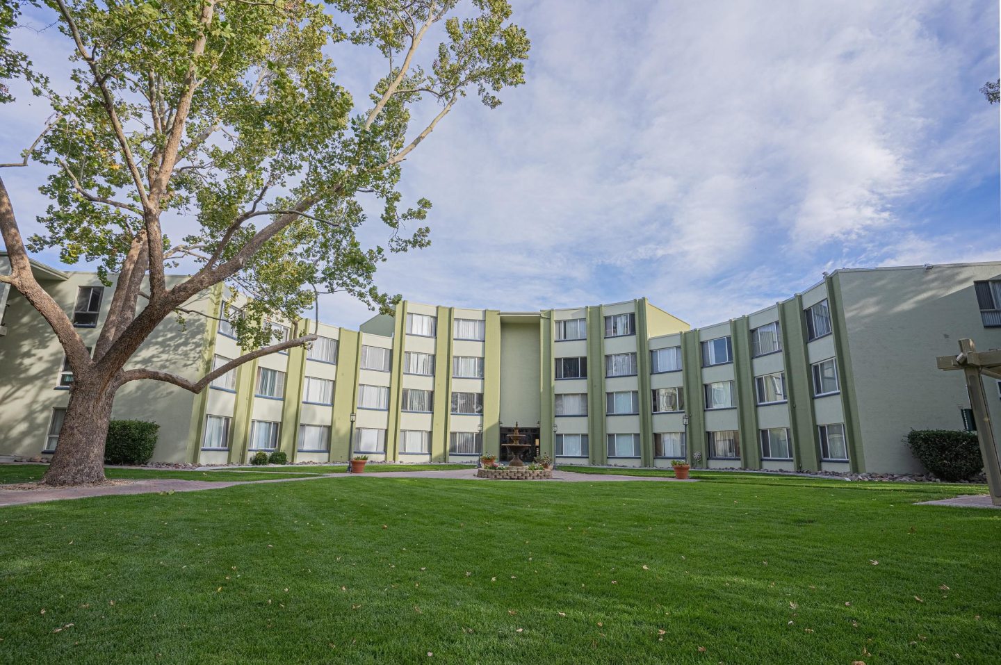 Regency Park Apartments Image 24