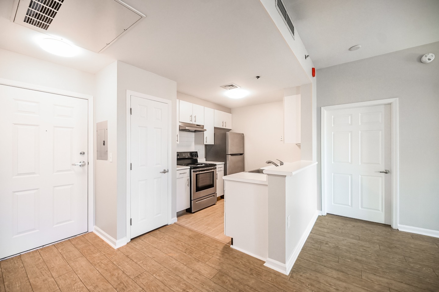 Ninth Square Image 5