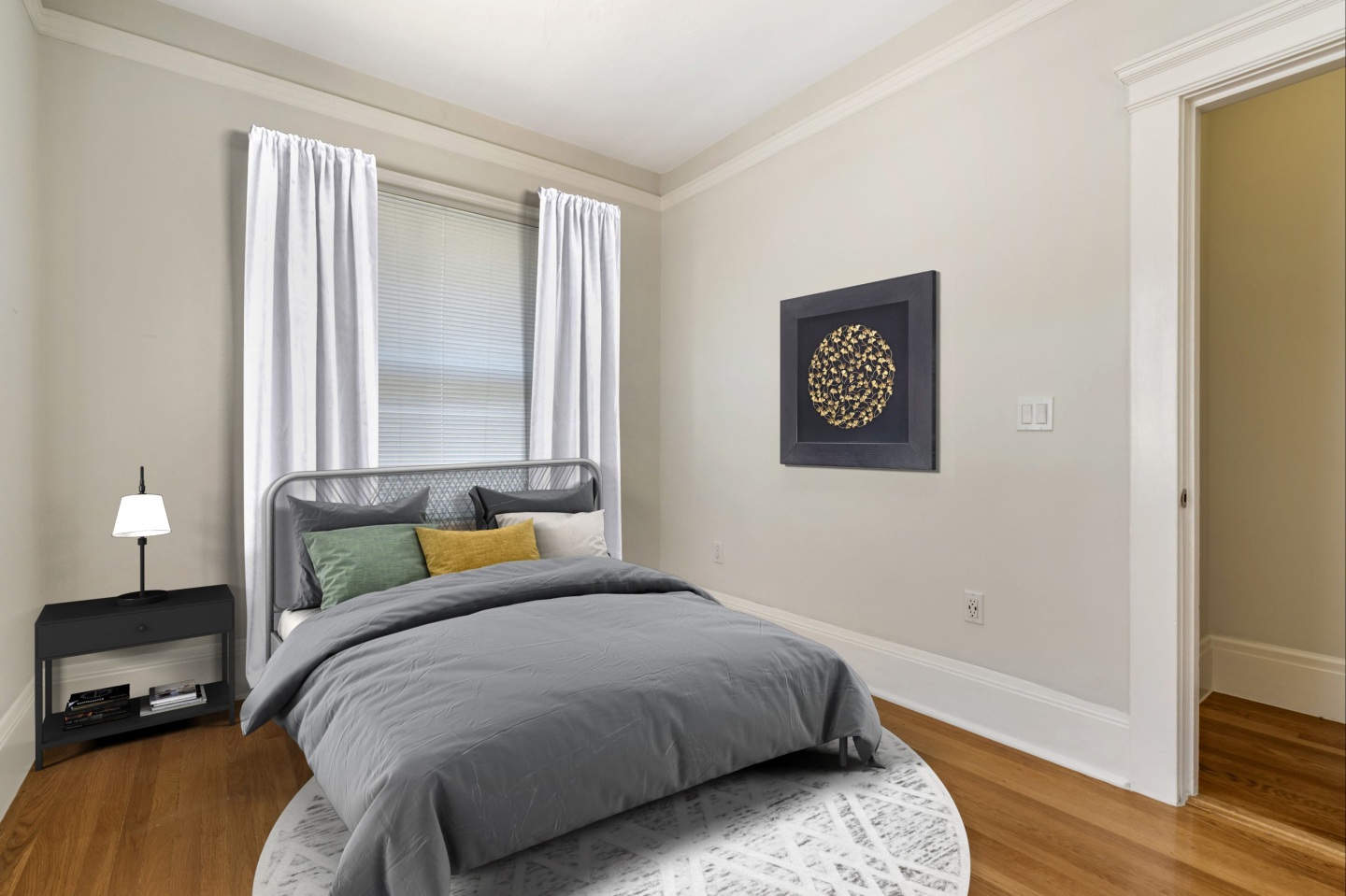 1425 Harrison Street Apartments Image 2