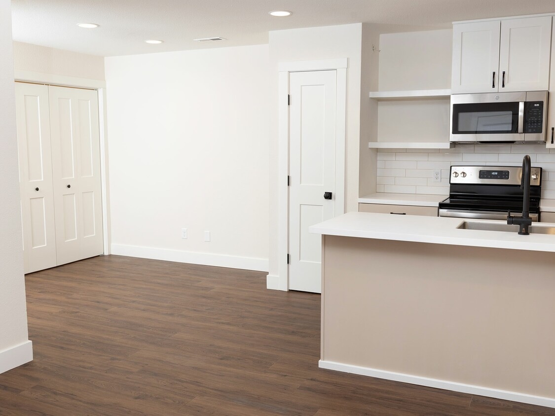 Highland Park Image 18