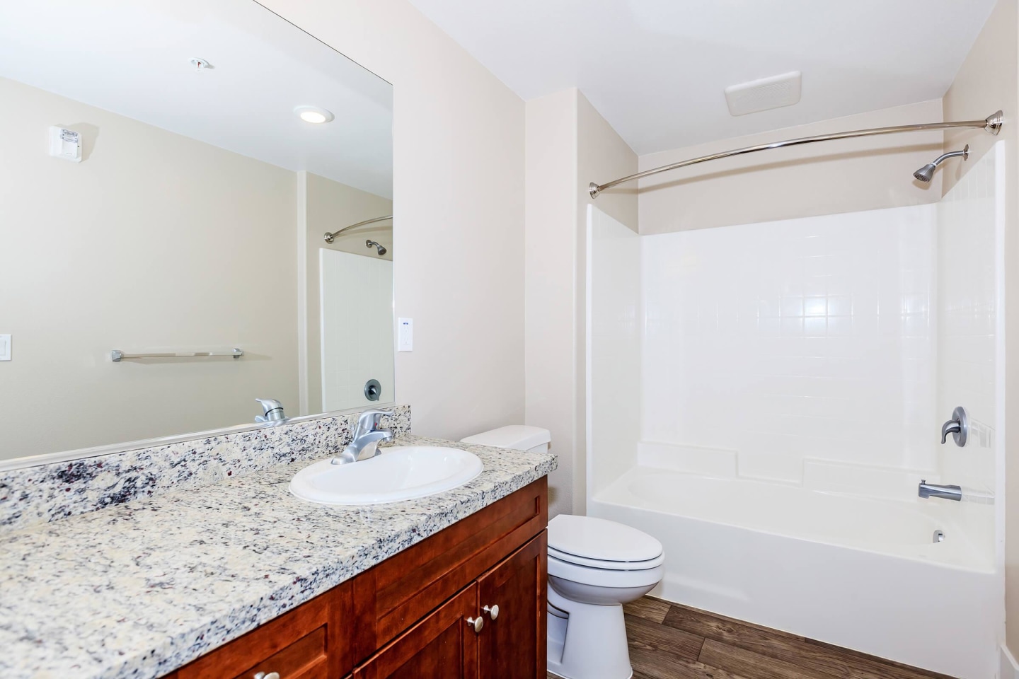 Sendero Gateway Apartment Homes Image 43