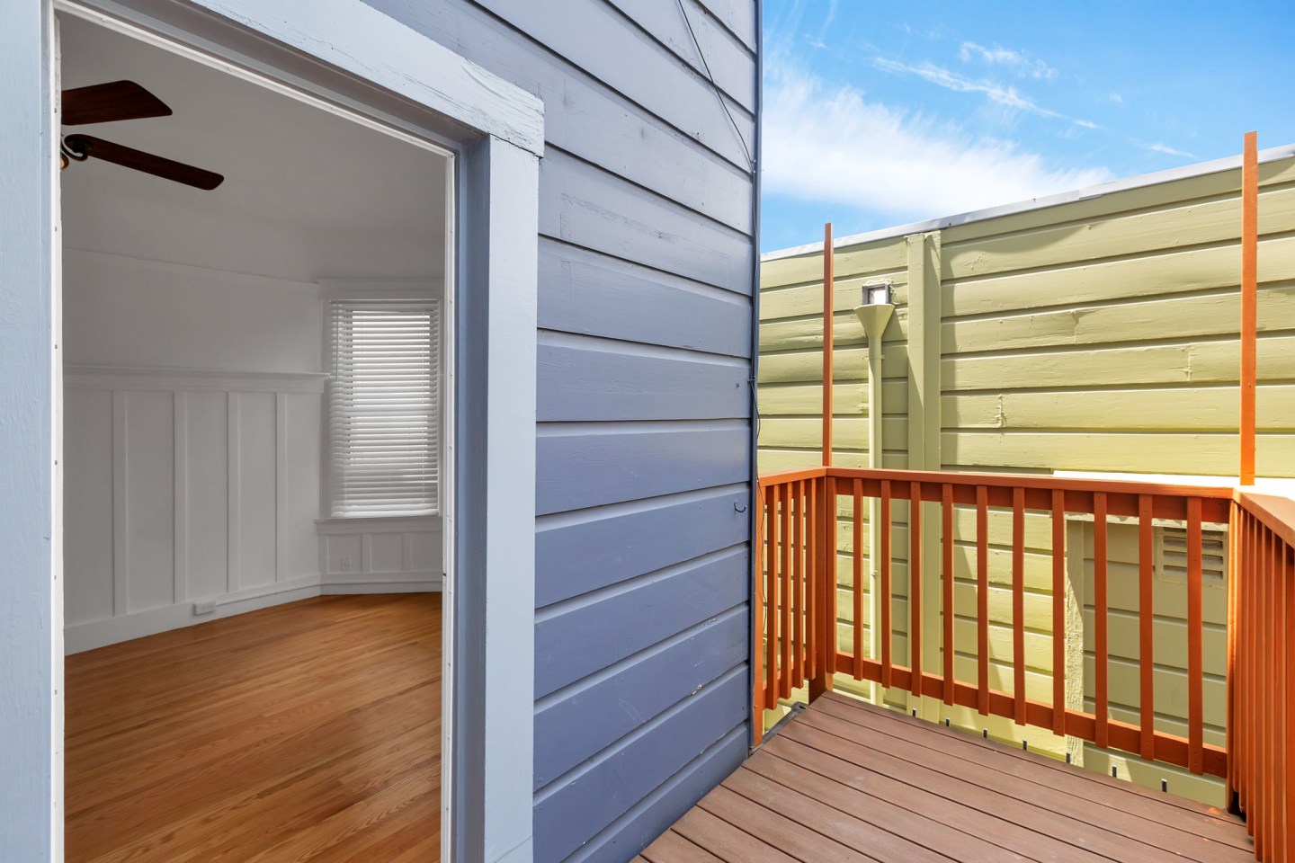 609 Ashbury Image 3