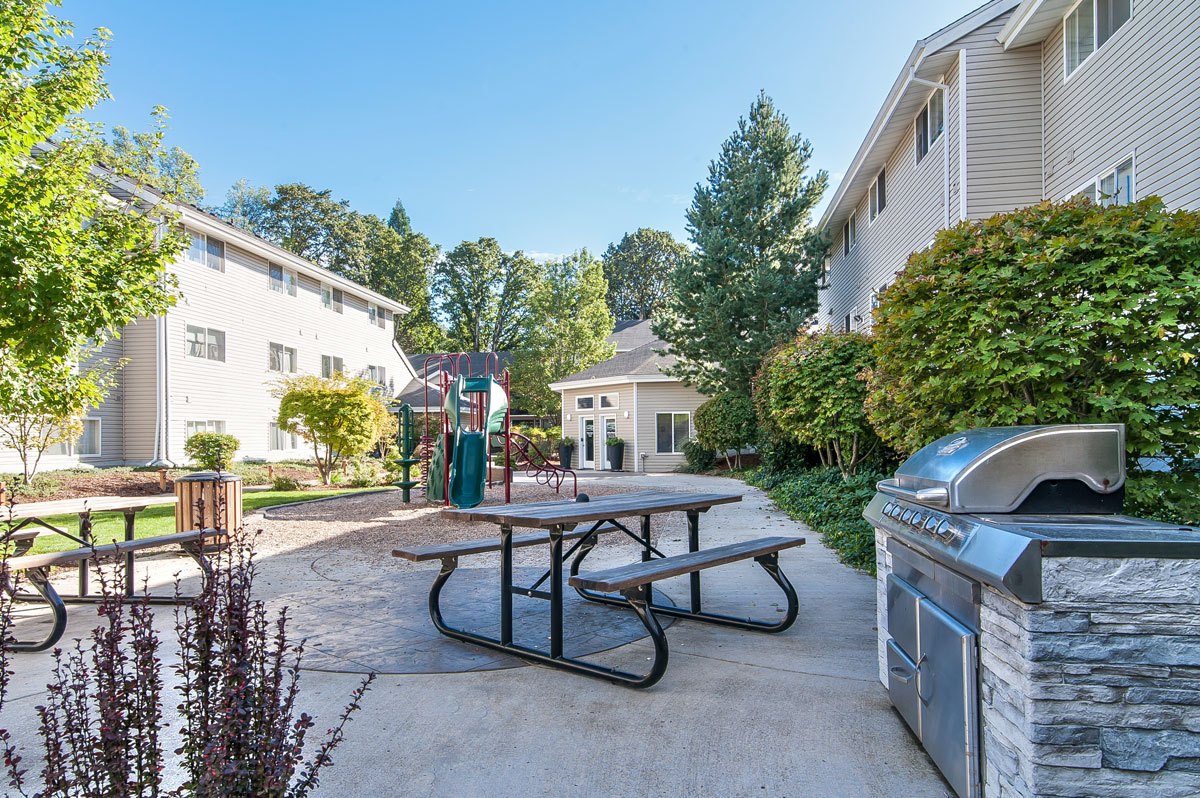 Cascade Woods Apartments Image 22