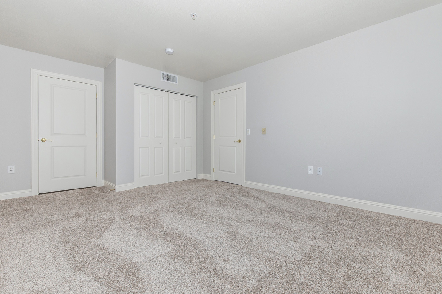 Senior Housing - Clear Creek Commons Apartments Image 6